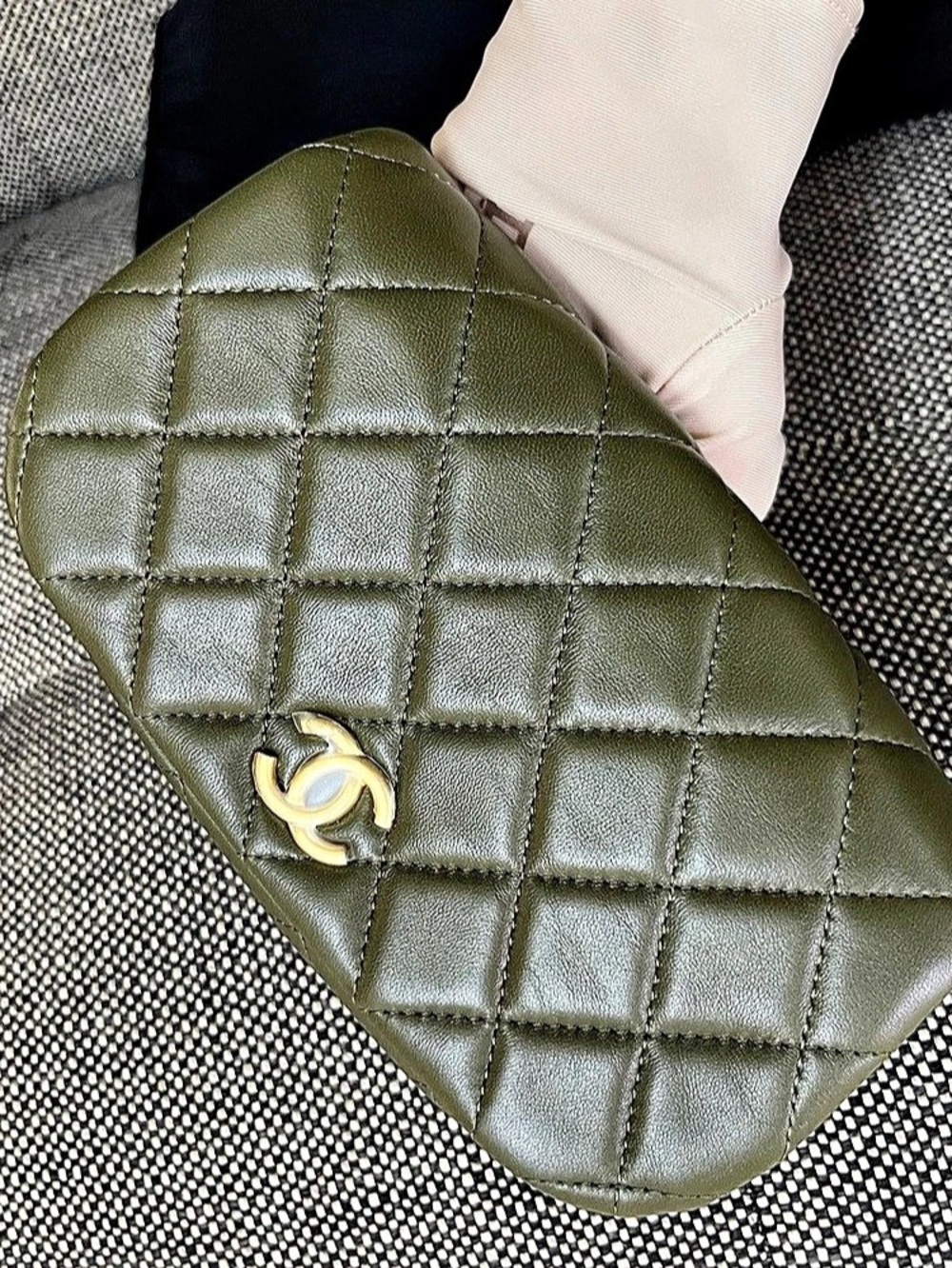 Chanel flap bag Quilted Shoulder Bag in Green